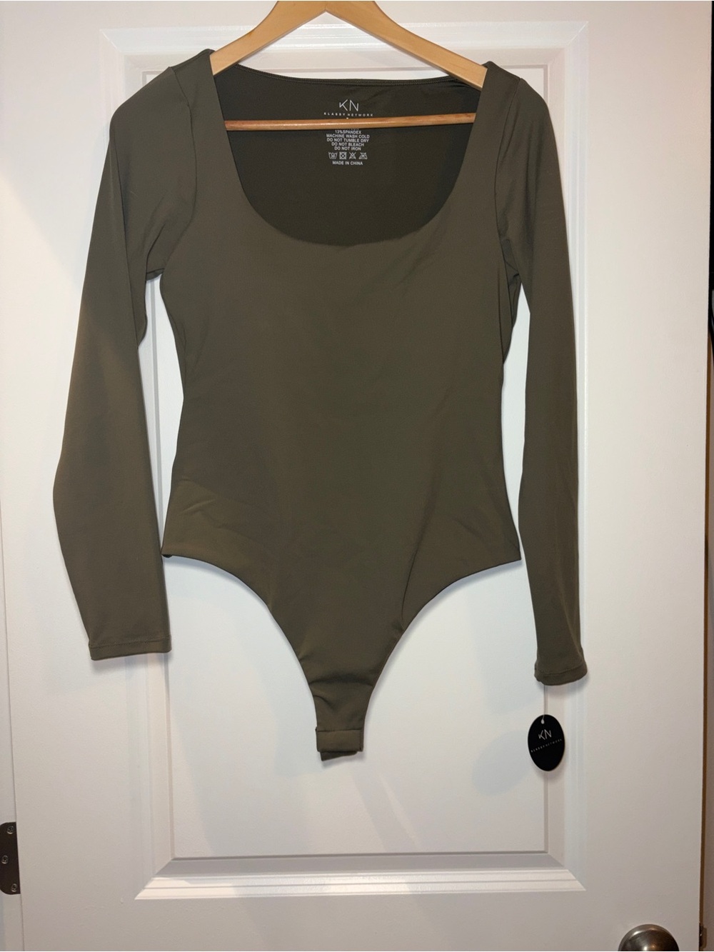 Klassy Network | NWT Olive Scoop Neck Long Sleeve Bodysuit w/pads